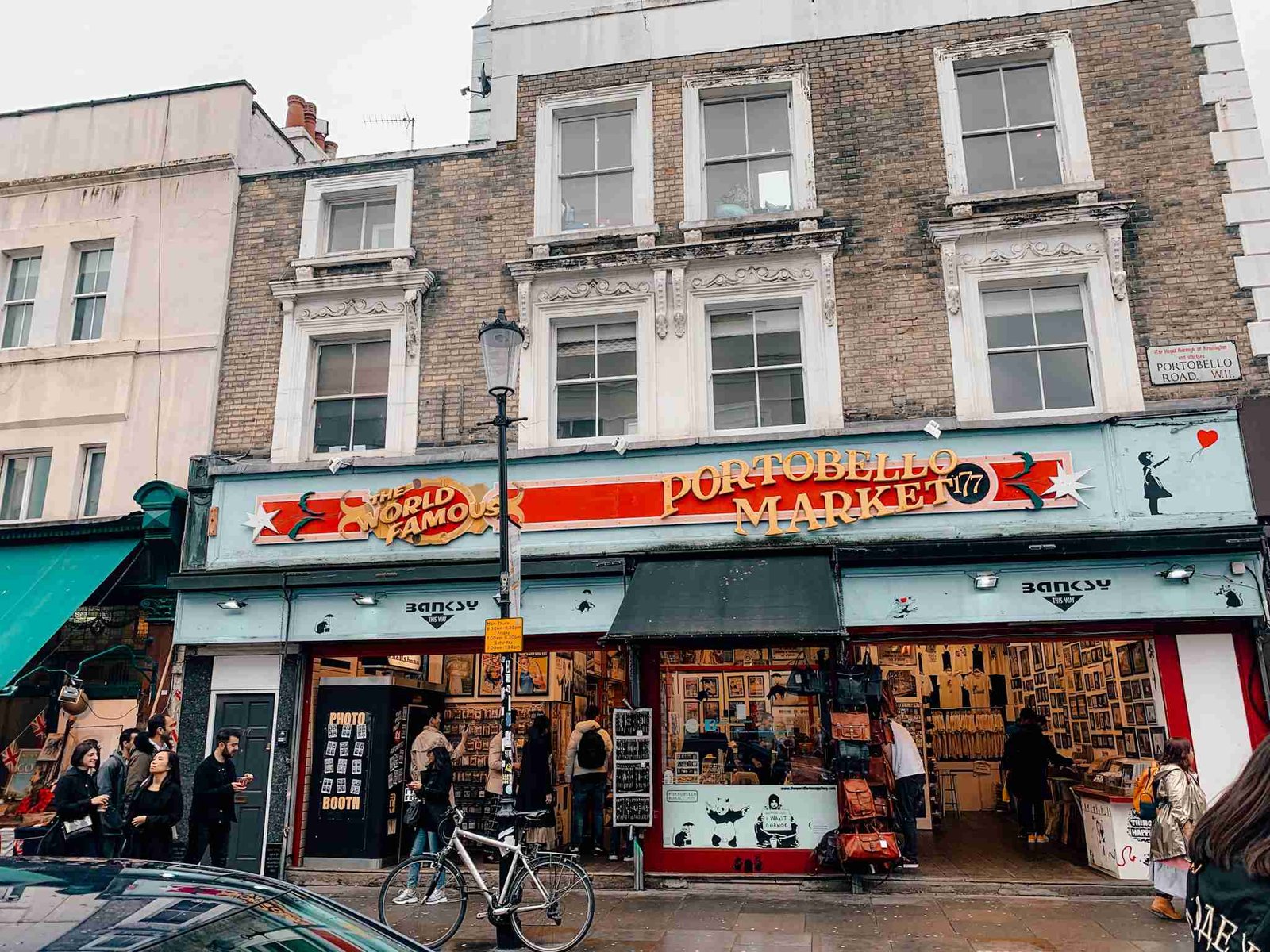 Rainy day in Portobello Market - the go to antique market in London