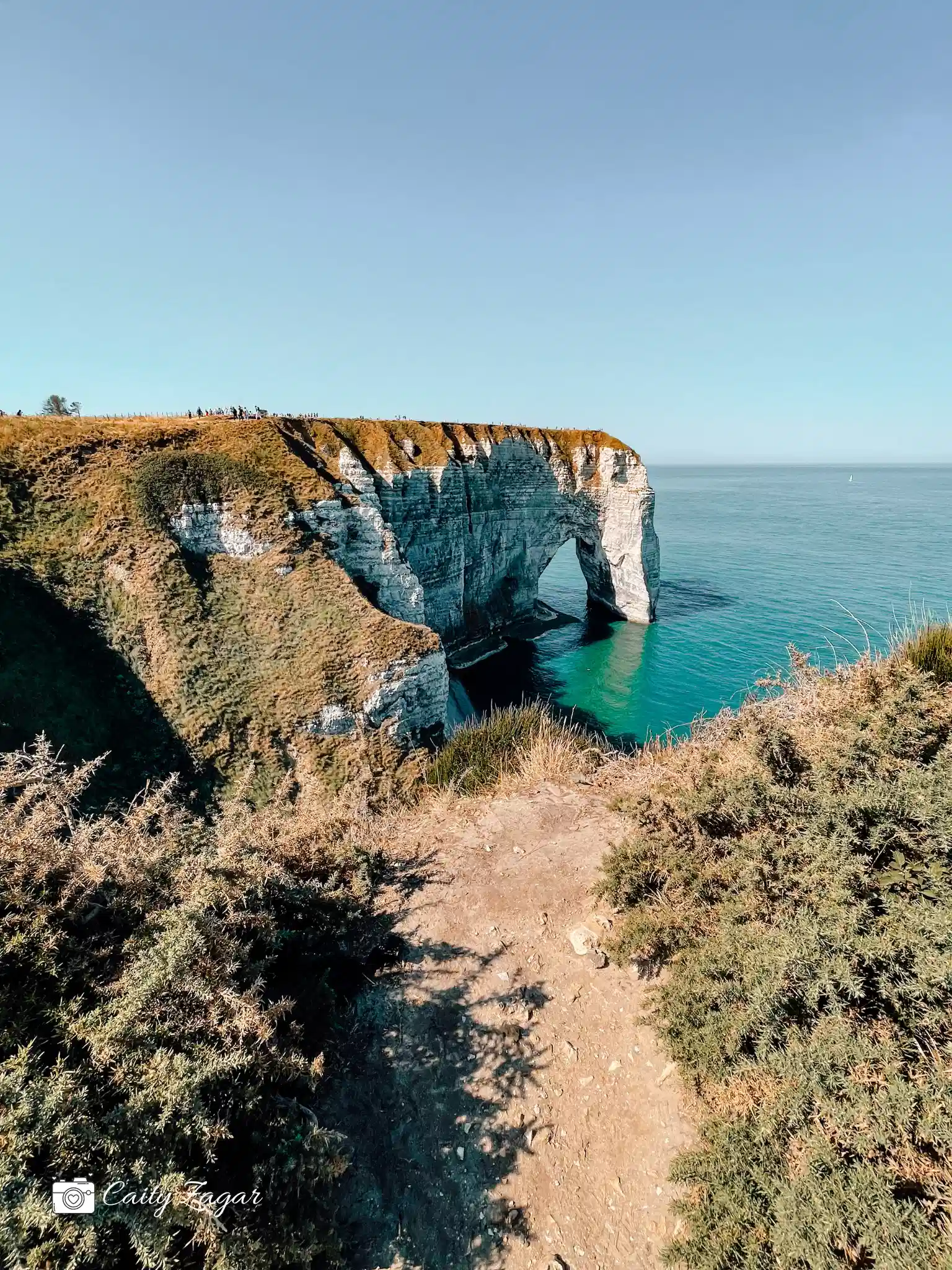 A coastal arch along the Alabaster coast 